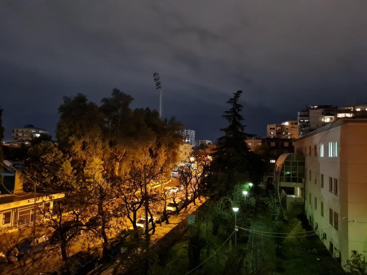 Ex-Block District Charming Studio Apartment With Treeish Sorrounding View! Tirana Extérieur photo