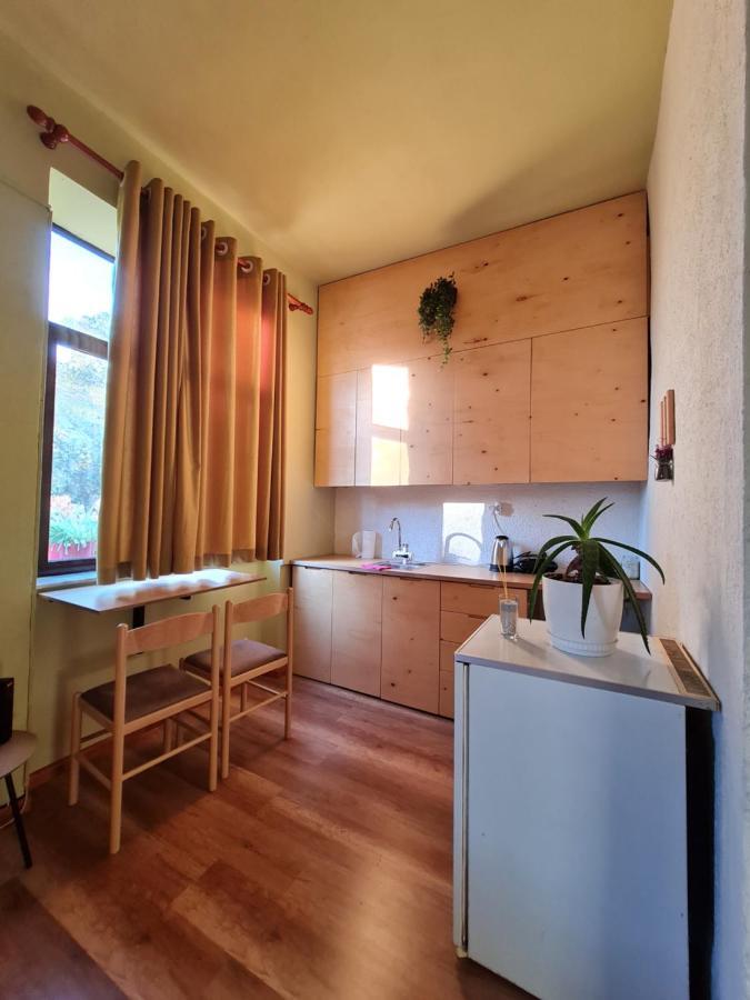 Ex-Block District Charming Studio Apartment With Treeish Sorrounding View! Tirana Extérieur photo